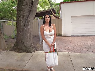 Quickie fucking connected with the van with busty abstruse Cristal Caraballo